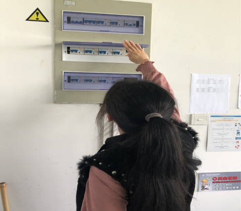 482dbf39d22c4d44a1515c5e9d8d740f.png 482dbf39d22c4d44a1515c5e9d8d740f.png